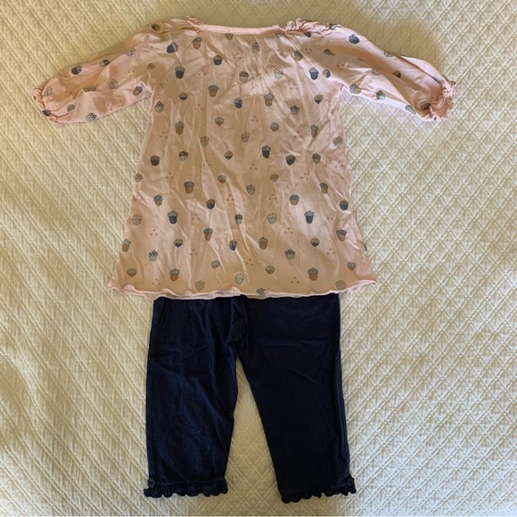 Adorable Feather Baby Matching Dress and Legging Set - Picture 3 of 6